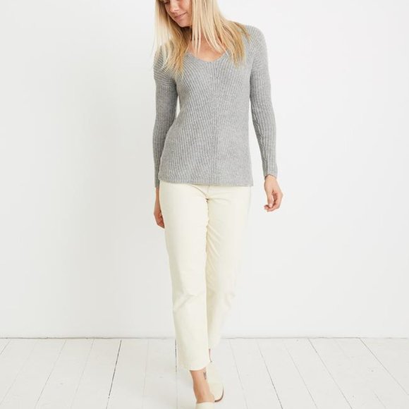 NWOT Marine Layer Elisa Pullover Cashmere Blend Sweater in Heather Gray - Picture 4 of 6